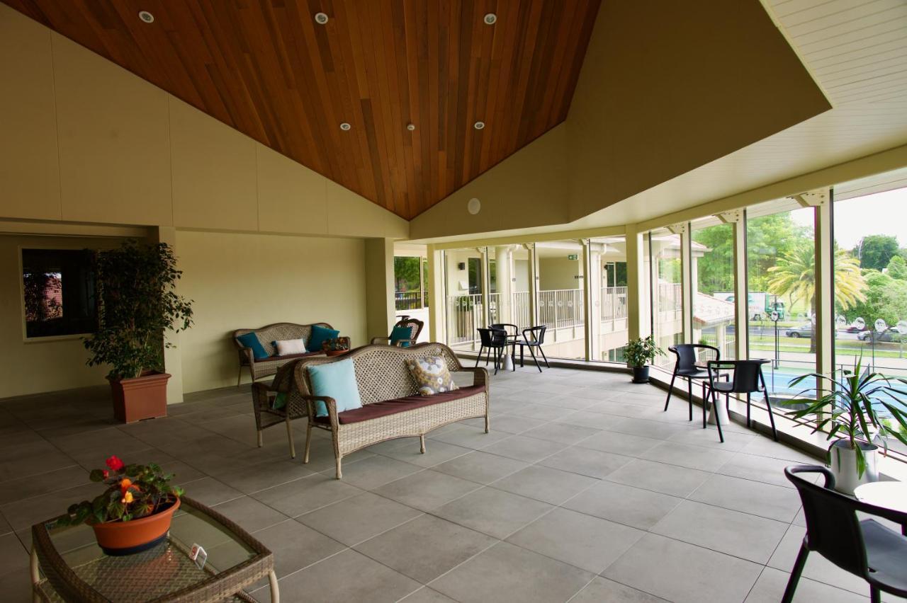 Regal Palms Resort Rotorua Eksteriør bilde The interior of the lobby
