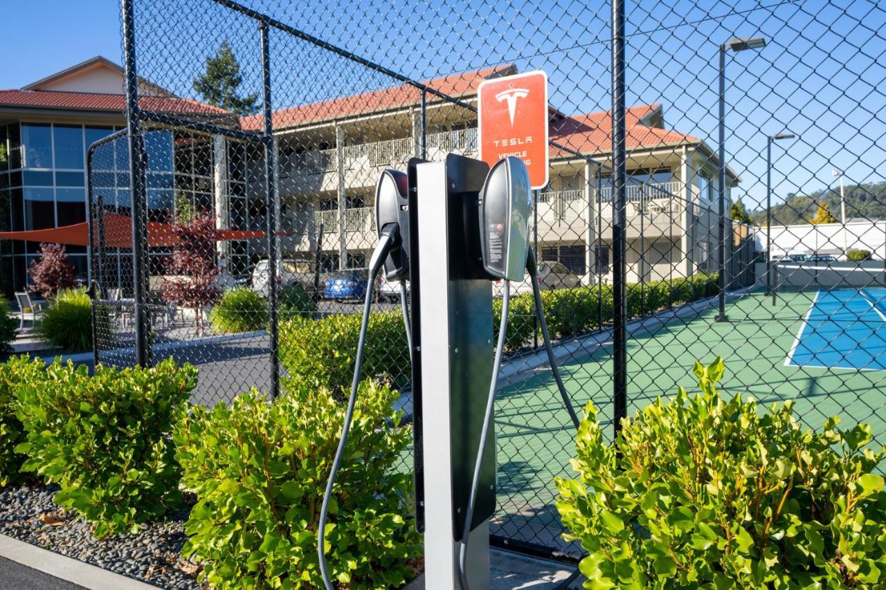 Regal Palms Resort Rotorua Eksteriør bilde Tesla Supercharger in San Jose, California